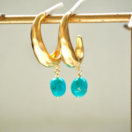 gold hoop × turquoise pierce