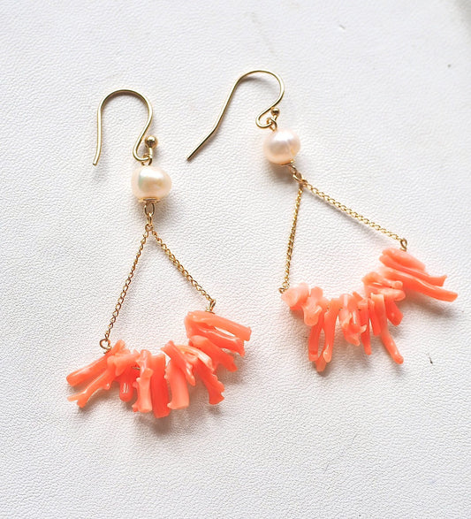 pearl + gold chain + coral pierce